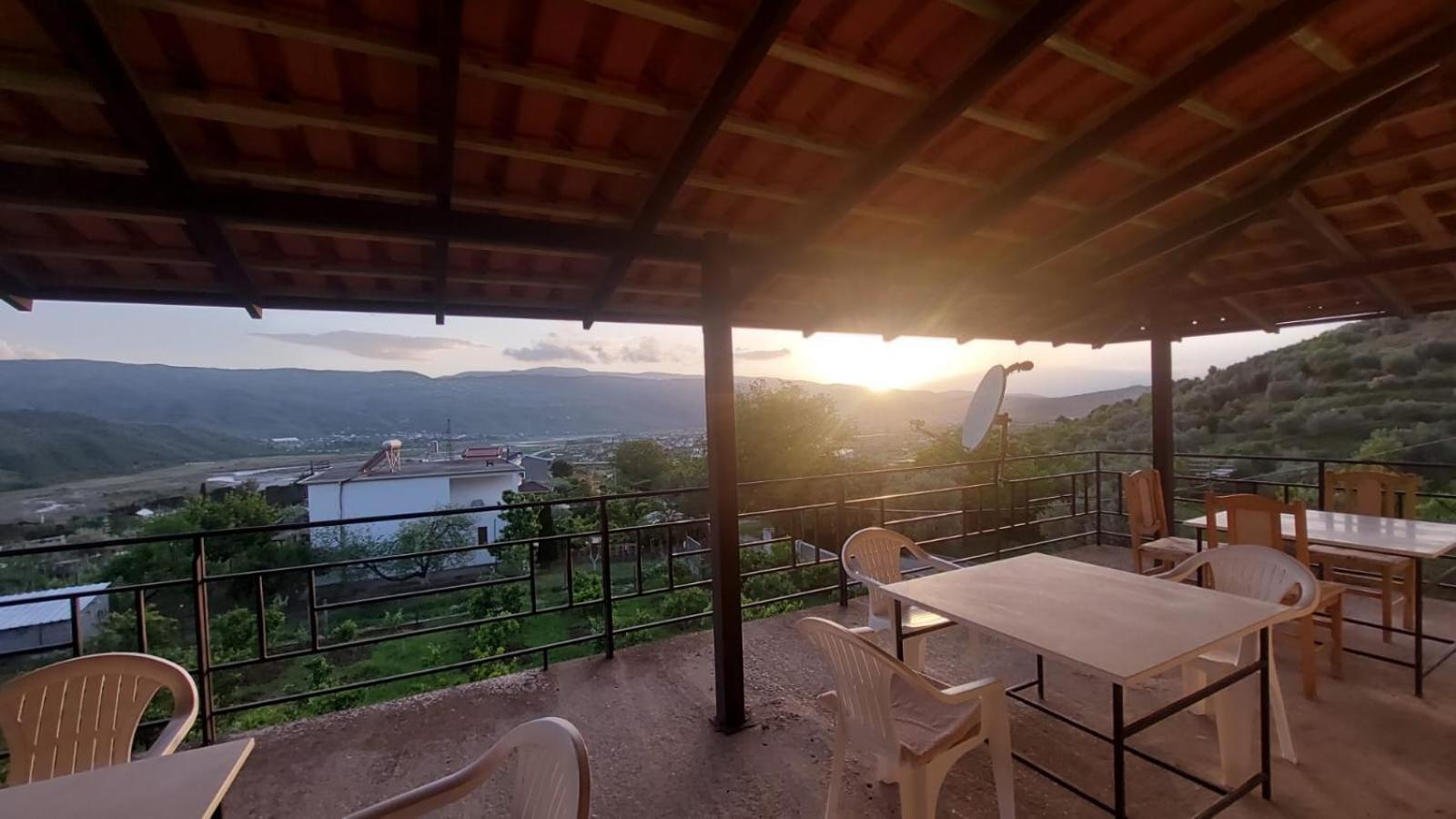 Guest House Xhaferaj Berat Ngoại thất bức ảnh