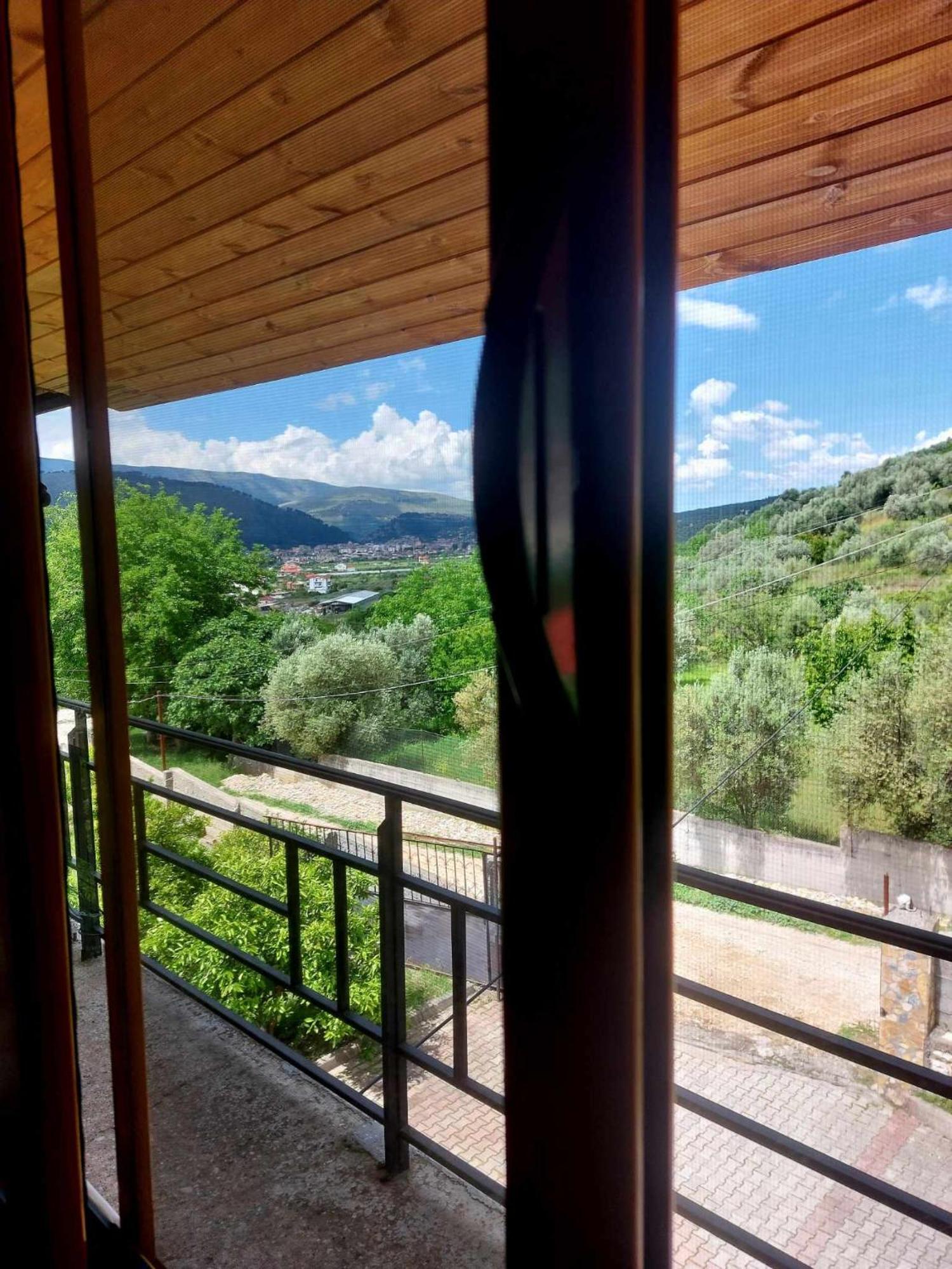 Guest House Xhaferaj Berat Ngoại thất bức ảnh